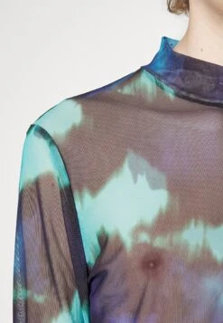 YOURTURN UNISEX - Longsleeve 9 YOURTURN UNISEX - Longsleeve -Yourturn Verkoopwinkel 075ad02909c84c93ad858d289c0c5b8f