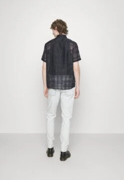 YOURTURN Mesh Shirt - Overhemd - Black 8 YOURTURN Mesh Shirt - Overhemd - Black -Yourturn Verkoopwinkel 1c58a84f03924ff8a6822e8adaee1e56