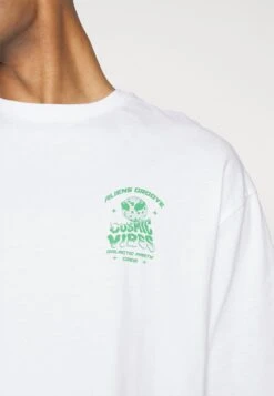 YOURTURN Unisex - T-Shirt Print - White 13 YOURTURN Unisex - T-Shirt Print - White -Yourturn Verkoopwinkel 1efcac77df4547cc99f8bcc67d929956