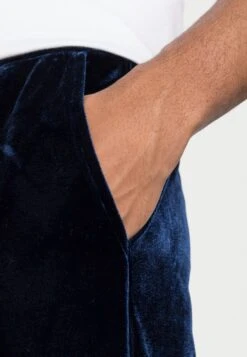 YOURTURN Festive Jogger Unisex - Trainingsbroek - Dark Blue 9 YOURTURN Festive Jogger Unisex - Trainingsbroek - Dark Blue -Yourturn Verkoopwinkel 34687897af5d4ab2821711d3e1fd1b46