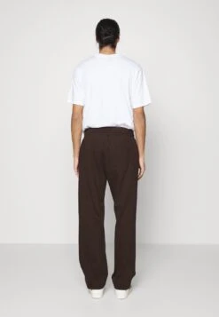 YOURTURN Unisex - Trainingsbroek - Brown 7 YOURTURN Unisex - Trainingsbroek - Brown -Yourturn Verkoopwinkel 3fe3f2847aea4d168b7c5eda59ad7c4d