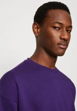 YOURTURN Unisex - Sweater - Purple -Yourturn Verkoopwinkel 422dece4f4c7482f84f3073fde8c2921