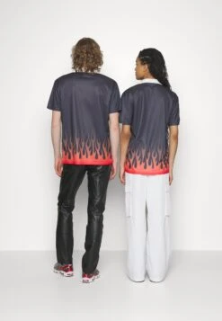 YOURTURN Unisex - Poloshirt - Black -Yourturn Verkoopwinkel 437e85a7bfa946cfa5640f8395147e55