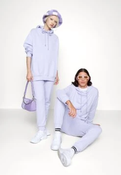 Wincent Weiss X Yourturn Unisex - Trainingsbroek - Purple 9 Wincent Weiss X Yourturn Unisex - Trainingsbroek - Purple -Yourturn Verkoopwinkel 59d19dd5f9b4403d9d52894c4f1d8cfa