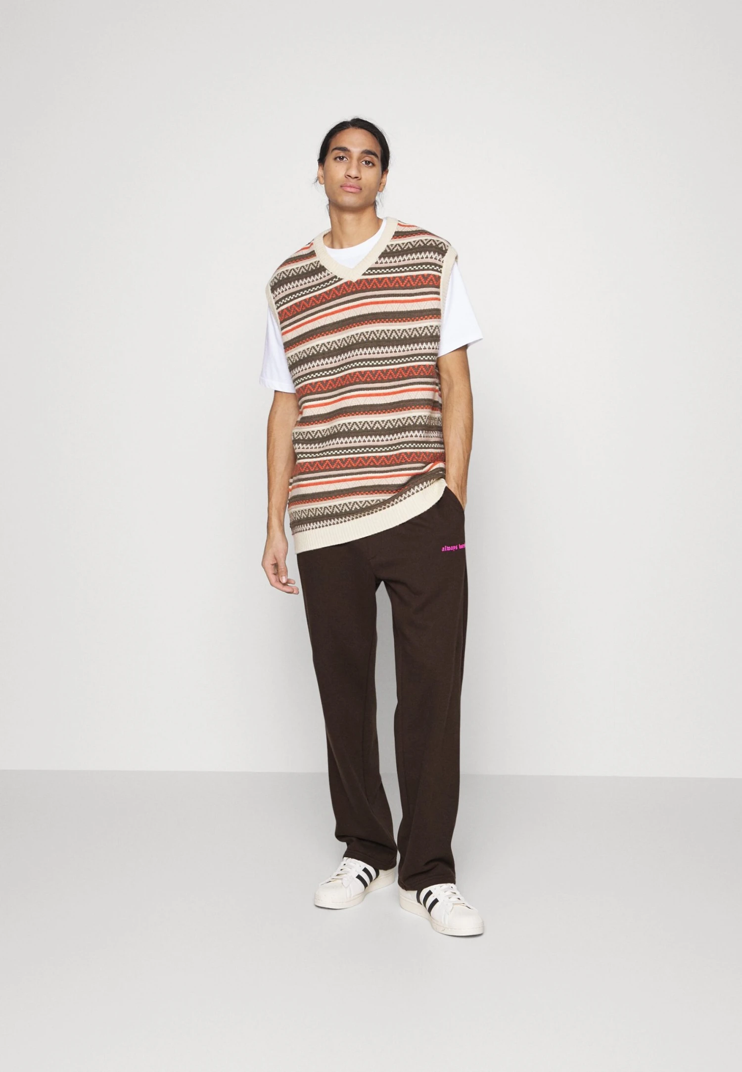 YOURTURN Unisex - Trainingsbroek - Brown 2 YOURTURN Unisex - Trainingsbroek - Brown - Afbeelding 2