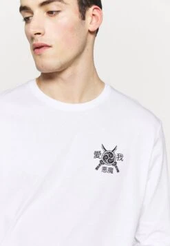 YOURTURN Longsleeve - White 11 YOURTURN Longsleeve - White -Yourturn Verkoopwinkel 69cc440211bf431fb64ef2b841463a0e