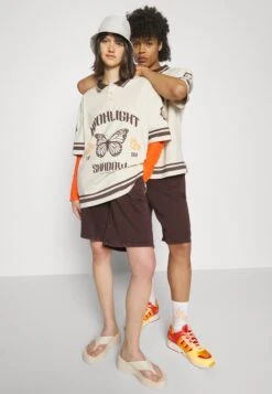 YOURTURN Unisex - Shorts - Dark Brown -Yourturn Verkoopwinkel 795ccd861f5c4d17a65a69a6e308ed9c