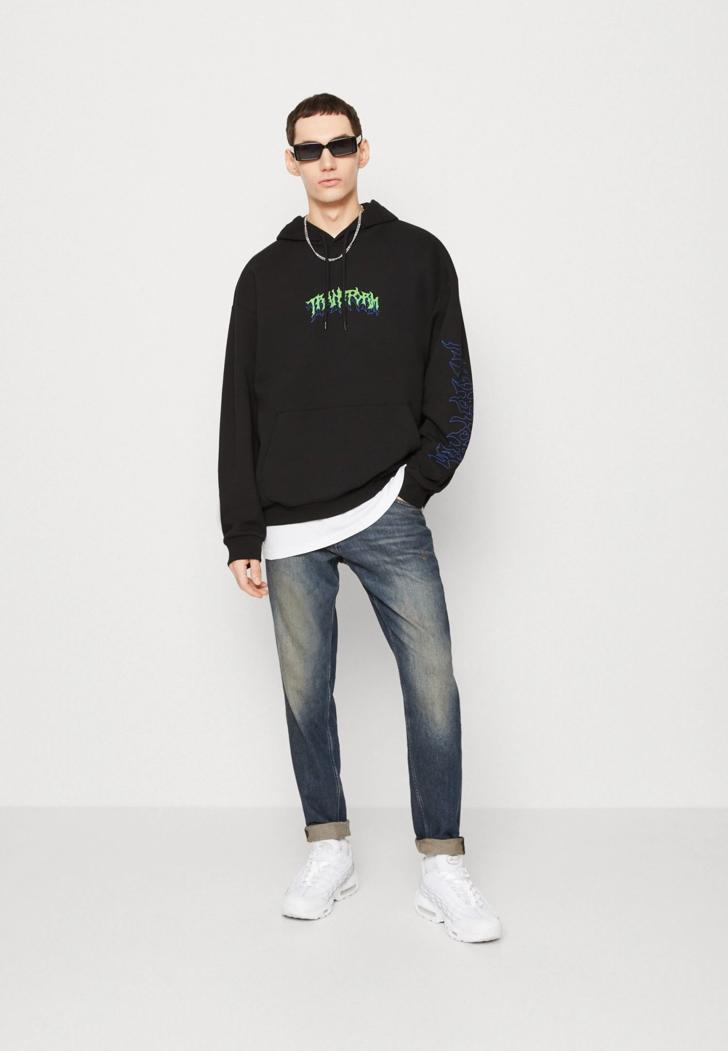 YOURTURN Transform Unisex - Sweater - Black 2 YOURTURN Transform Unisex - Sweater - Black - Afbeelding 2