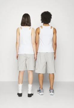 YOURTURN Unisex - Shorts - Light Grey 9 YOURTURN Unisex - Shorts - Light Grey -Yourturn Verkoopwinkel 9e7efe294c2f4a86a30c70a1ef78f360