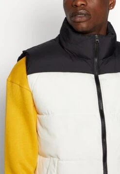 YOURTURN Puffer Vest Unisex - Bodywarmer - Black/White -Yourturn Verkoopwinkel aaaba2cee9a34ba4a8adb37d05c7cff6