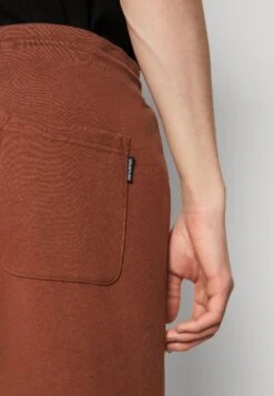 YOURTURN Unisex 2 Pack- Trainingsbroek - Brown/Off-White -Yourturn Verkoopwinkel ba321d5e3077436682f502a9bd72d561