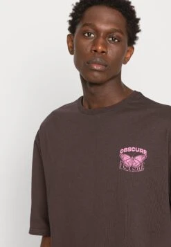 YOURTURN Nostalgia Future Tee Unisex - T-Shirt Print - Brown -Yourturn Verkoopwinkel c005d8a45c934be4a730896b82b831be