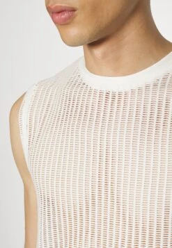 YOURTURN Unisex - Top - Off-White 11 YOURTURN Unisex - Top - Off-White -Yourturn Verkoopwinkel cd97cdd4094343e7b6ec37a116d59528