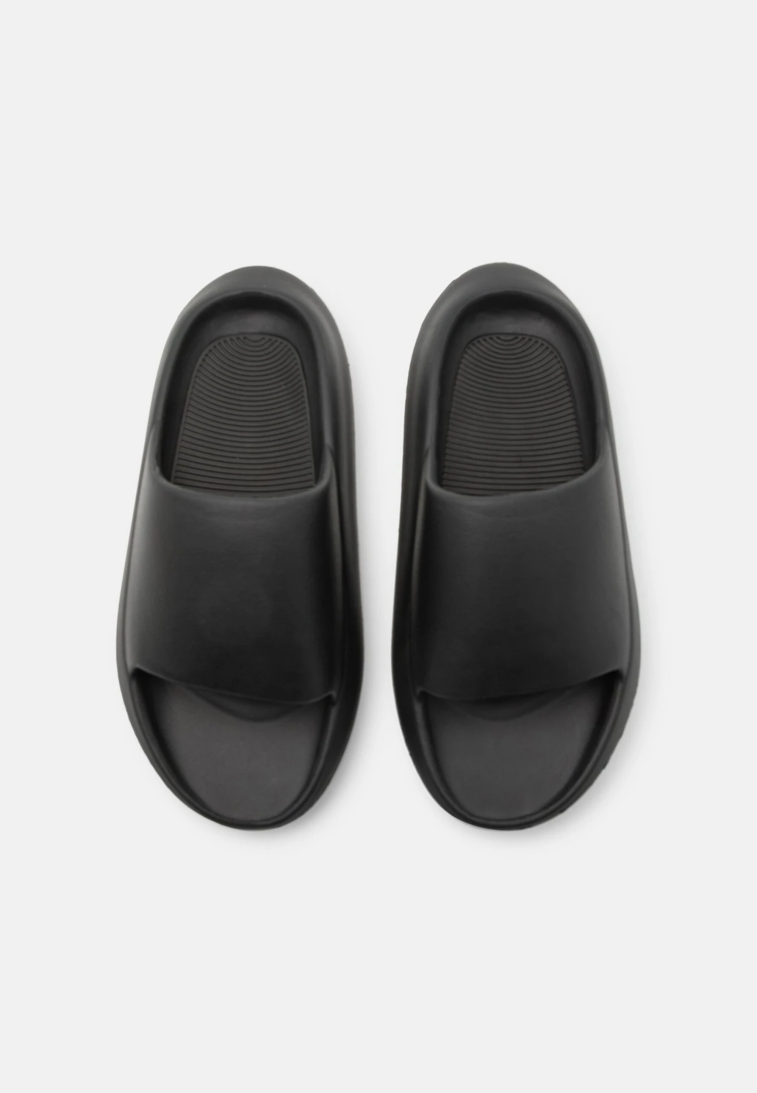 YOURTURN Badslippers - Black 4 YOURTURN Badslippers - Black - Afbeelding 4