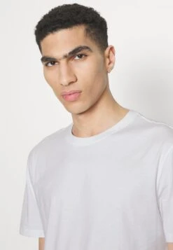 YOURTURN Unisex 5 Pack - T-Shirt Basic - White/Apricot/Light Blue -Yourturn Verkoopwinkel d7c378d669e24d70b149f93e813a6fc4