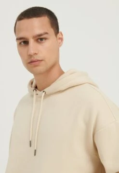 YOURTURN Unisex - Hoodie - Beige -Yourturn Verkoopwinkel e46680d50fa44f18860dc73bdfafa72d