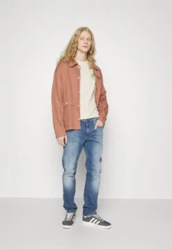 YOURTURN Unisex - T-Shirt Print - Beige 7 YOURTURN Unisex - T-Shirt Print - Beige -Yourturn Verkoopwinkel e73a765a290244bbabe76d3f033760ef