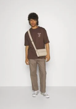 Yourturn Verkoopwinkel -Yourturn Verkoopwinkel f6ce31a6e426472e8a19aaa151ebd67a